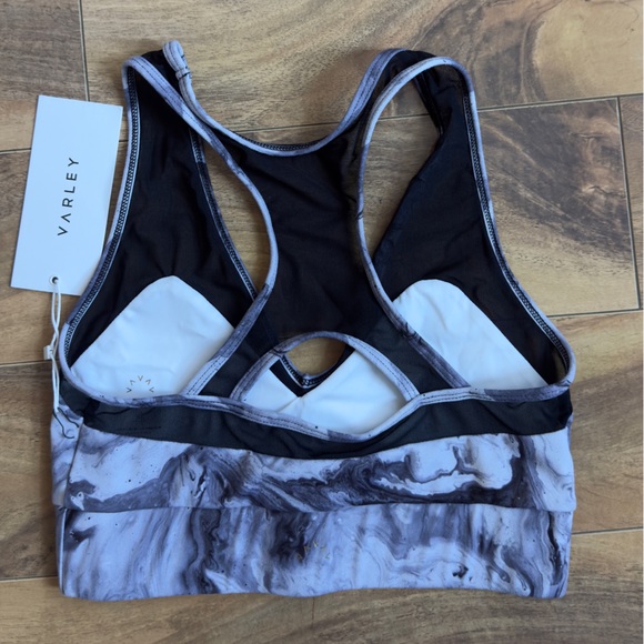 Varley Monochrome Marble Sports Bra - Picture 5 of 6